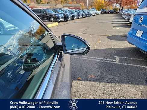 Certified 2022 Volkswagen Jetta SE image 34