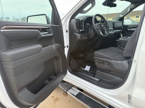 New 2026 Chevrolet Silverado 1500 LT w/ Safety Package AWD/4WD image 12
