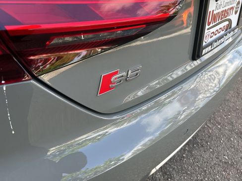 Used 2022 Audi S5 Premium image 26