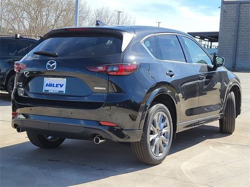 New 2025 MAZDA CX-5 AWD 2.5 S w/ Premium Plus Pkg image 4