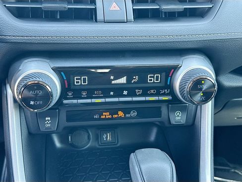Used 2025 Toyota RAV4 XLE w/ Convenience Package FWD image 15