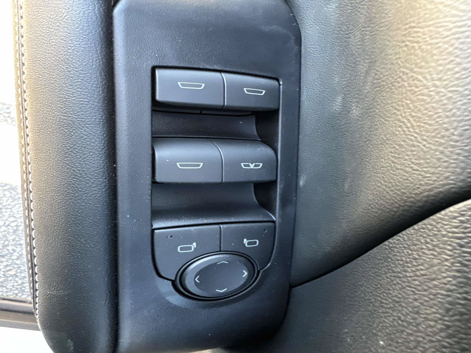 New 2027 GMC Terrain Elevation w/ LPO, Floor Liner Package FWD image 19