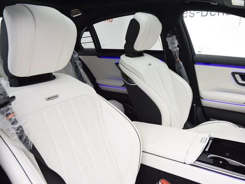 New 2026 Mercedes-Benz S 63 AMG S image 17