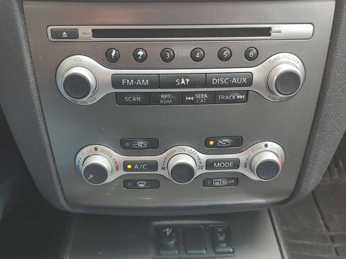 Used 2014 Nissan Maxima 3.5 SV w/ Sport Package FWD image 11