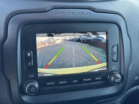 Used 2017 Jeep Renegade Altitude image 21