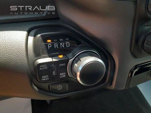 Used 2022 RAM 1500 Big Horn AWD/4WD image 19