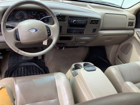 Used 2003 Ford F250 4x4 Crew Cab Super Duty image 8