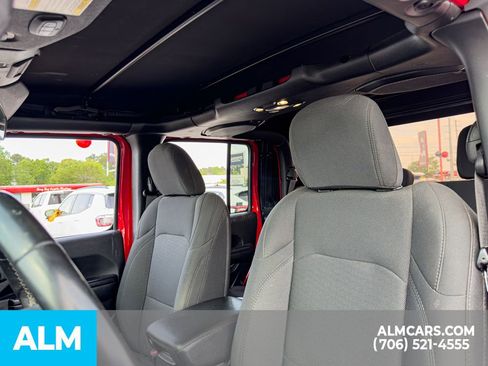 Used 2020 Jeep Gladiator Sport w/ Quick Order Package 24S AWD/4WD image 15