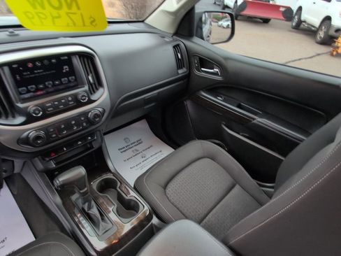 Used 2016 GMC Canyon SLE w/ SLE Convenience Package image 21