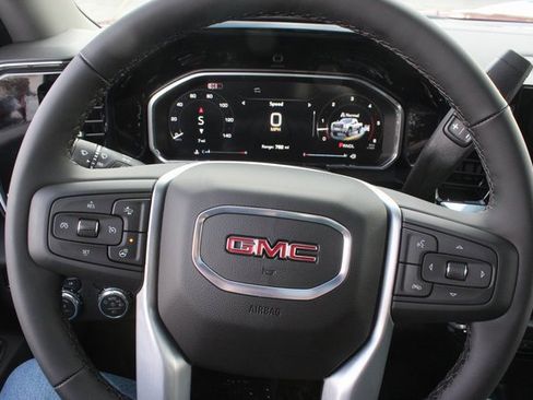 New 2026 GMC Sierra 2500 SLT w/ SLT Premium Package image 7