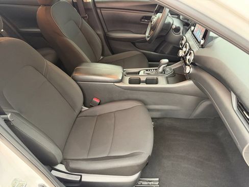 Used 2025 Nissan Sentra S FWD image 16