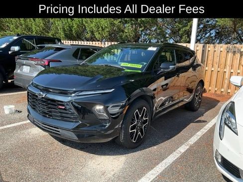 Used 2024 Chevrolet Blazer RS w/ LPO, Floor Liner Package FWD image 3