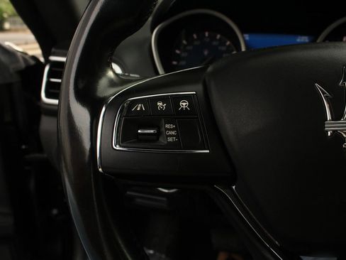 Used 2019 Maserati Ghibli S Q4 AWD/4WD image 31