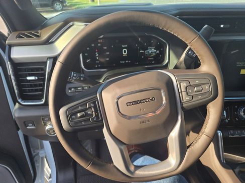 New 2026 GMC Sierra 3500 Denali w/ Denali Reserve Package AWD/4WD image 11