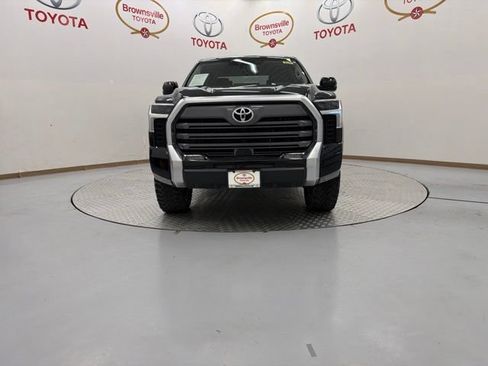 Used 2023 Toyota Tundra Limited w/ Power Package AWD/4WD image 4