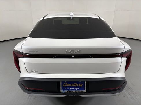 New 2026 Kia K4 FWD image 6