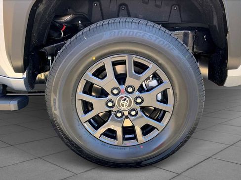 Used 2025 Toyota 4Runner SR5 image 9