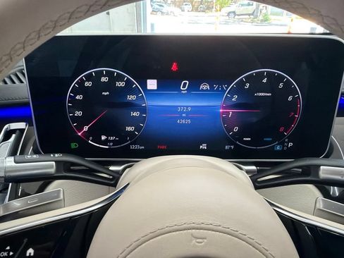 Used 2022 Mercedes-Benz S 580 4MATIC Sedan image 32