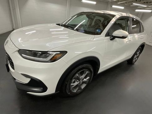 Certified 2026 Honda HR-V LX image 1