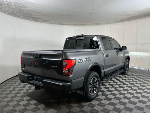 Used 2023 Nissan Titan PRO-4X w/ Pro-4x Convenience Package AWD/4WD image 3