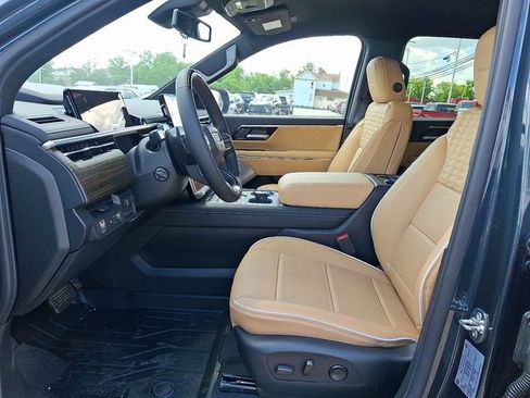 New 2026 GMC Sierra EV Denali AWD/4WD image 14