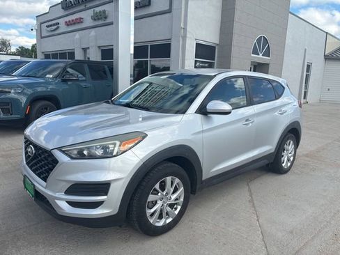 Used 2019 Hyundai Tucson SE FWD image 2