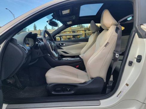 Used 2017 INFINITI Q60 3.0t w/ Premium Plus Package 3.0T image 13