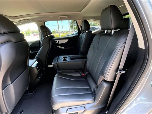 Certified 2025 Acura MDX SH-AWD image 21