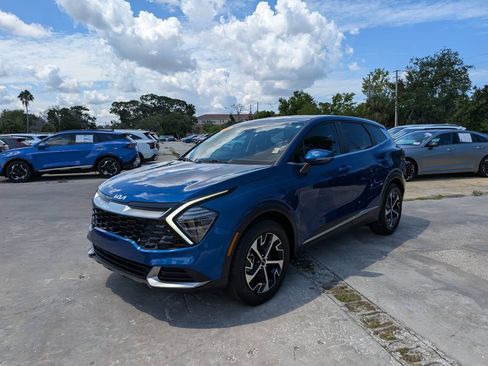 Certified 2024 Kia Sportage EX FWD image 4