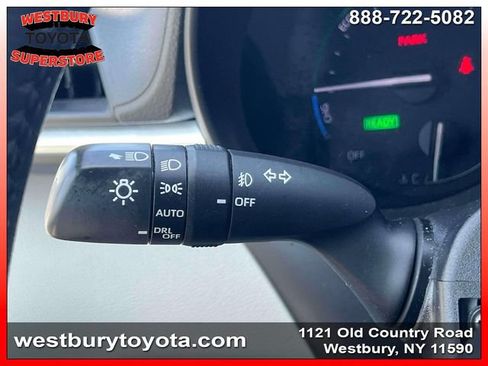 Used 2021 Toyota Sienna XLE AWD/4WD image 23