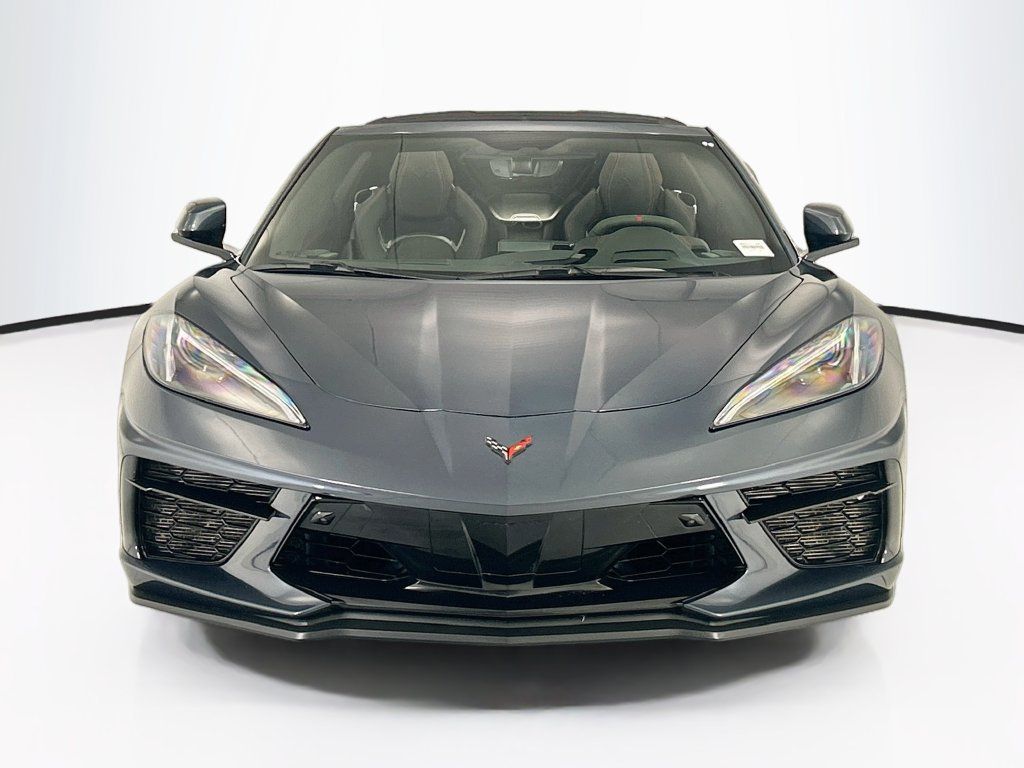Used 2021 Chevrolet Corvette Stingray Premium Cpe w/ Z51 Performance Package RWD image 2