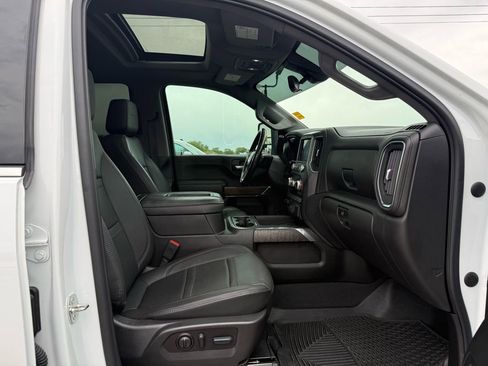 Used 2022 GMC Sierra 2500 Denali w/ Denali Ultimate Package AWD/4WD image 29