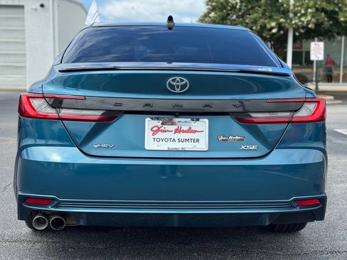 Used 2025 Toyota Camry XSE FWD image 10