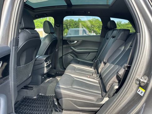 Used 2018 Audi Q7 3.0T Premium AWD/4WD image 24