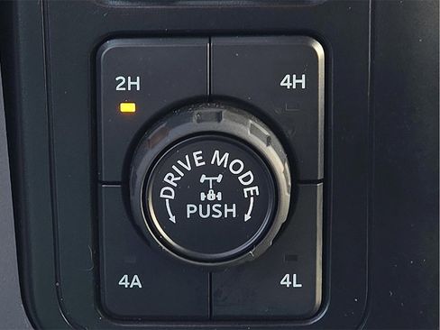 Used 2024 Ford F150 Lariat w/ Tow/Haul Package image 17