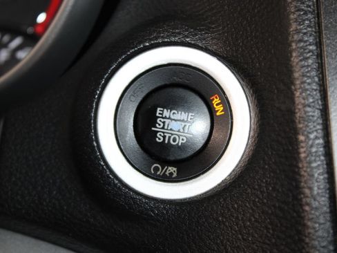Used 2018 Dodge Journey GT FWD image 40