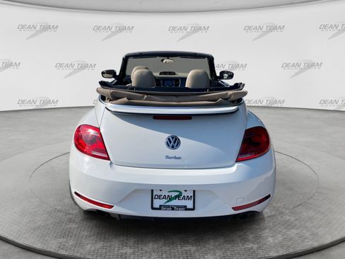 Used 2013 Volkswagen Beetle 2.0T FWD image 21