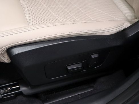 Used 2023 BMW X1 xDrive28i w/ Premium Package image 24