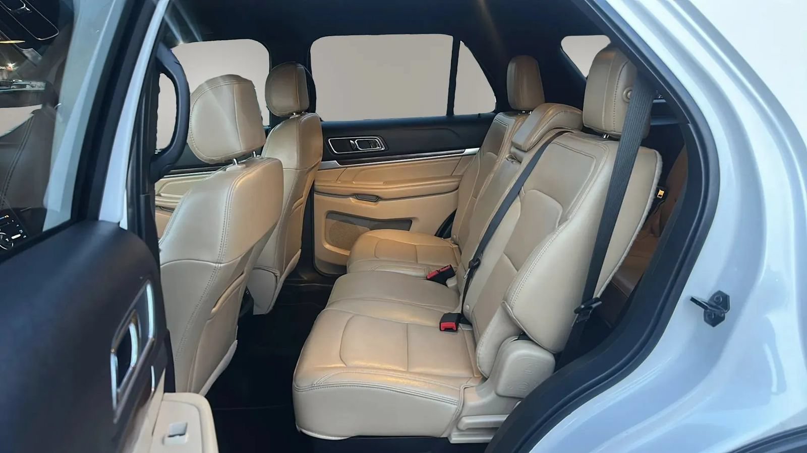 Used 2016 Ford Explorer Limited FWD image 15