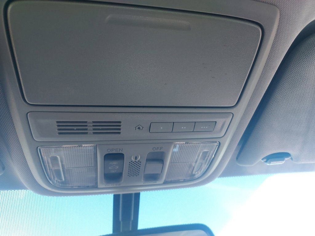 Used 2017 Honda Accord EX-L image 16