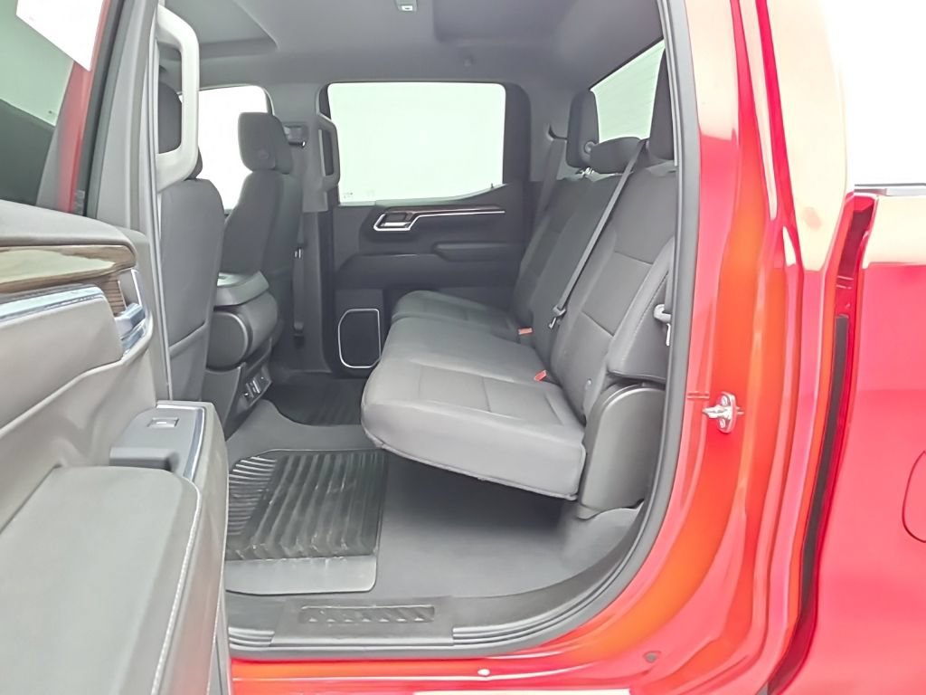 Used 2024 Chevrolet Silverado 1500 LT AWD/4WD image 42