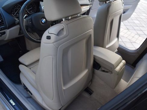 Used 2011 BMW 135i Coupe RWD image 49
