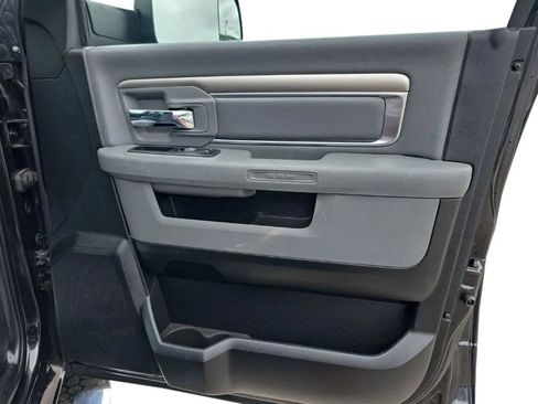 Used 2018 RAM 2500 Big Horn AWD/4WD image 18