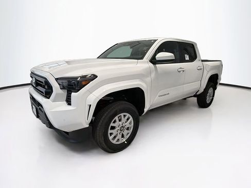New 2026 Toyota Tacoma 4x4 Double Cab image 3