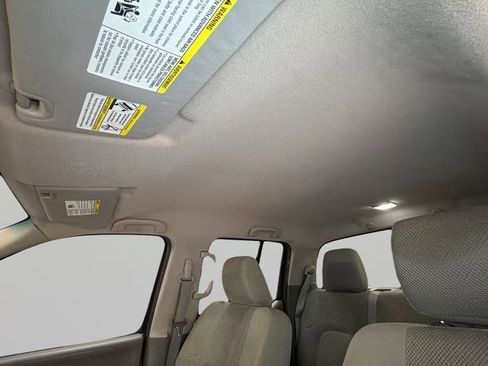 Used 2013 Nissan Frontier S image 32