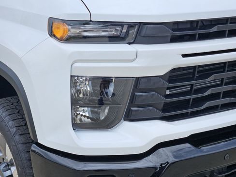 New 2026 Chevrolet Silverado 2500 Custom w/ Custom Value Package AWD/4WD image 10