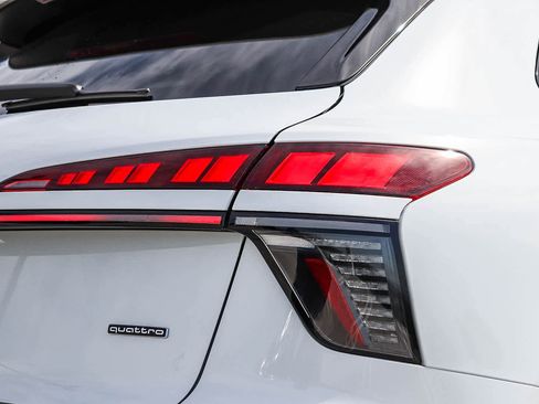 New 2026 Audi Q3 quattro 2.0T image 10