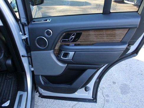 Used 2019 Land Rover Range Rover Supercharged image 19