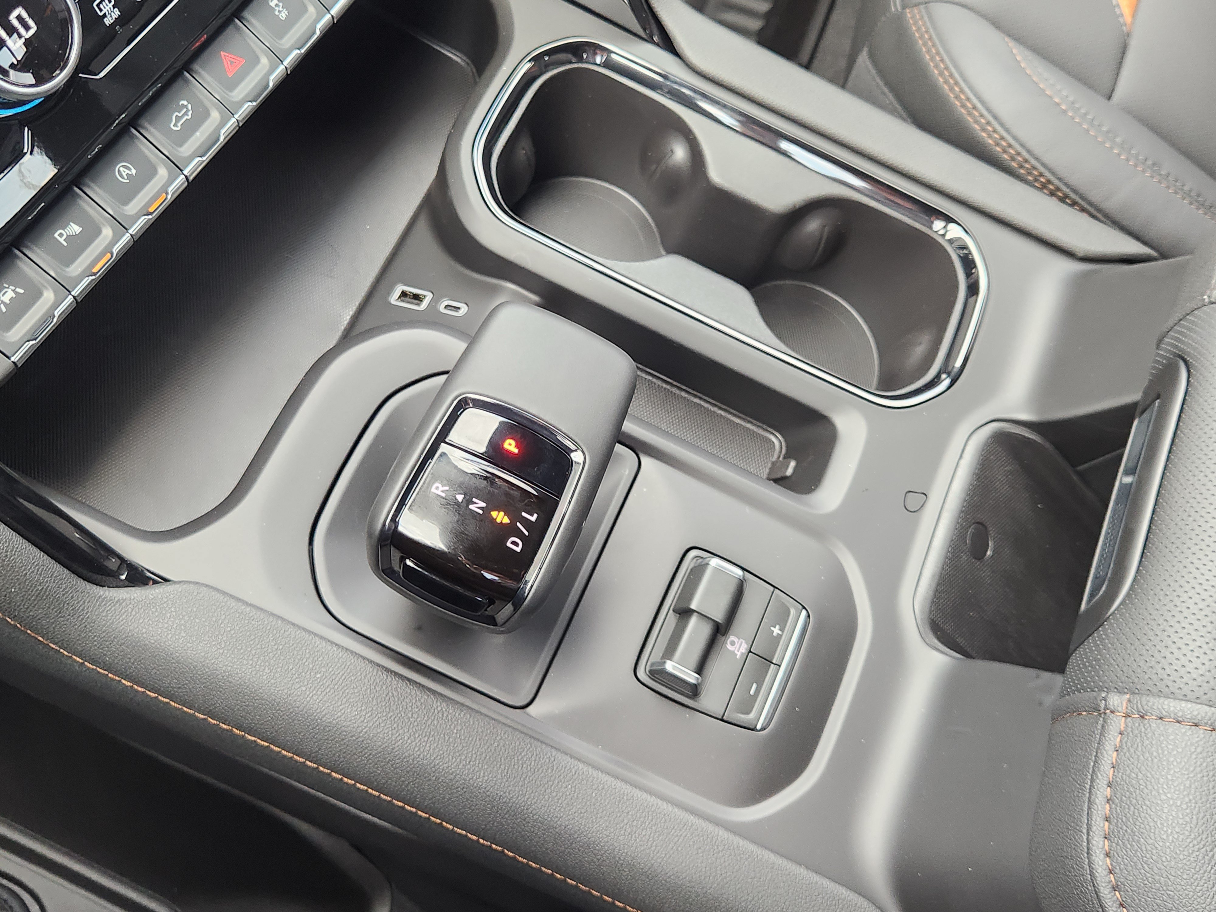 New 2026 GMC Sierra 1500 AT4 w/ AT4 Premium Package AWD/4WD image 15