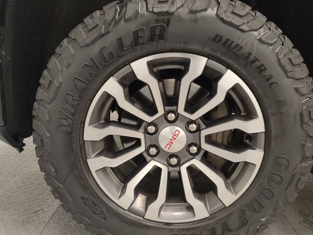 Used 2019 GMC Sierra 1500 AT4 w/ AT4 Premium Package AWD/4WD image 31